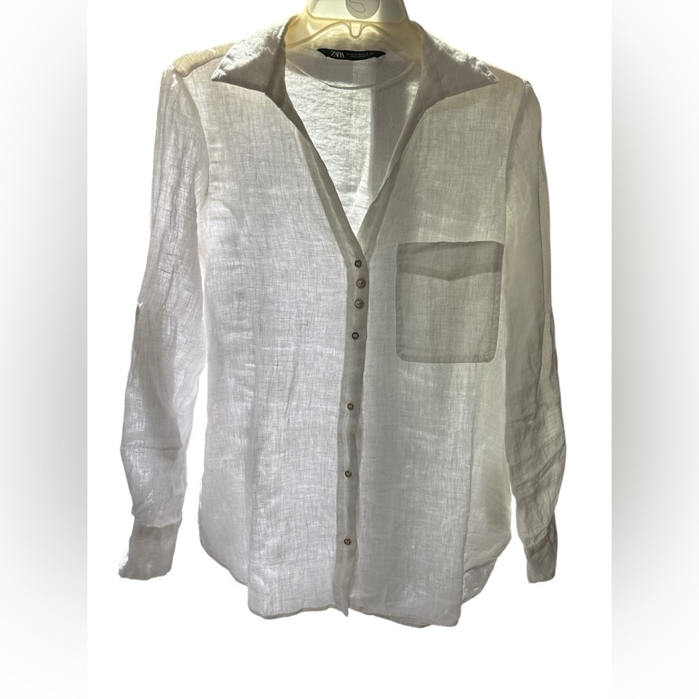 Zara White Button-Up Blouse